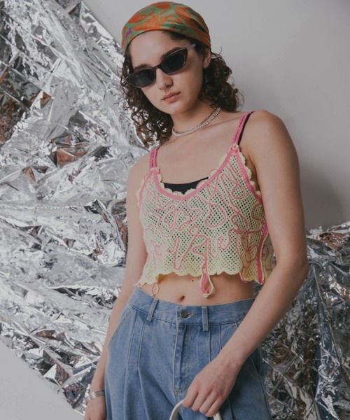 Solace（ソレイス）の「デザインニットキャミトップス（キャミソール・レディース・イエロー/グリーン/ネイビー・FREE）」の14枚目の写真