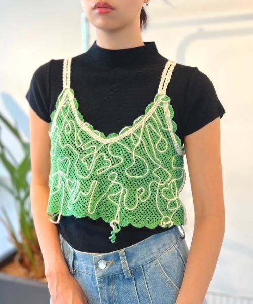 Solace（ソレイス）の「デザインニットキャミトップス（キャミソール・レディース・イエロー/グリーン/ネイビー・FREE）」の16枚目の写真