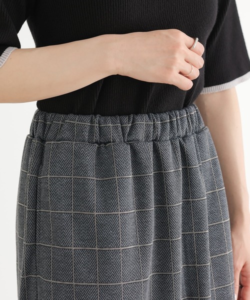 n'OrLABEL（ノアールレーベル）の「『ヘリンボーンチェック柄ナロースカート』（スカート・レディース・チャコール/ネイビー・2/1）」の9枚目の写真