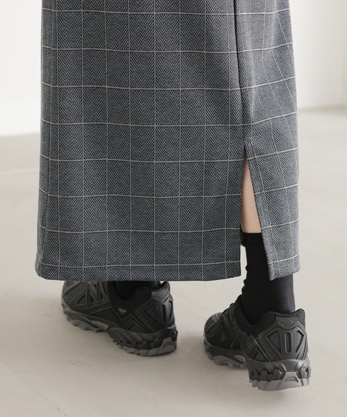 n'OrLABEL（ノアールレーベル）の「『ヘリンボーンチェック柄ナロースカート』（スカート・レディース・チャコール/ネイビー・2/1）」の10枚目の写真