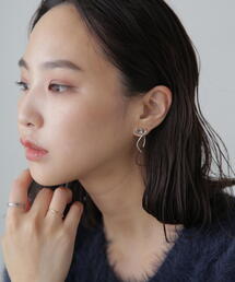 FREE'S MART（フリーズマート）の「リボンピアス（ピアス（両耳用））」