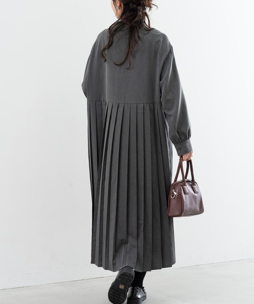 refinedworks(リファインドワークス)の「※新色追加※【refinedworks】人気の セミ オケージョン プリーツ ワンピース(ワンピース・レディース・ブラック/チャコールグレー/ネイビー・FREE)」の8枚目の写真