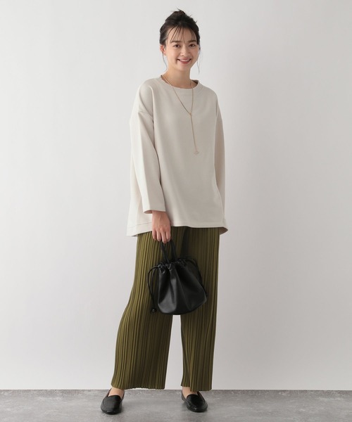 GLOBAL WORK Smile Seed Store（グローバルワーク スマイルシードストア）の「ボックスシルエットスウェット/116033（Tシャツ/カットソー・レディース・アイボリー/サックスブルー/チャコール/ブラック・SMALL/MEDIUM/LARGE/X-LARGE）」の5枚目の写真