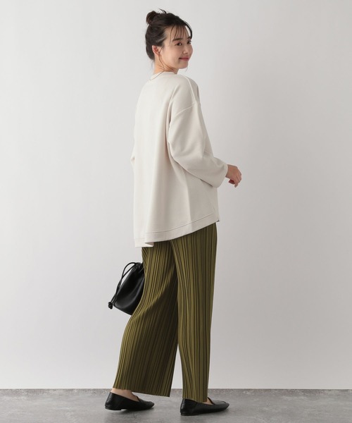 GLOBAL WORK Smile Seed Store（グローバルワーク スマイルシードストア）の「ボックスシルエットスウェット/116033（Tシャツ/カットソー・レディース・アイボリー/サックスブルー/チャコール/ブラック・SMALL/MEDIUM/LARGE/X-LARGE）」の7枚目の写真