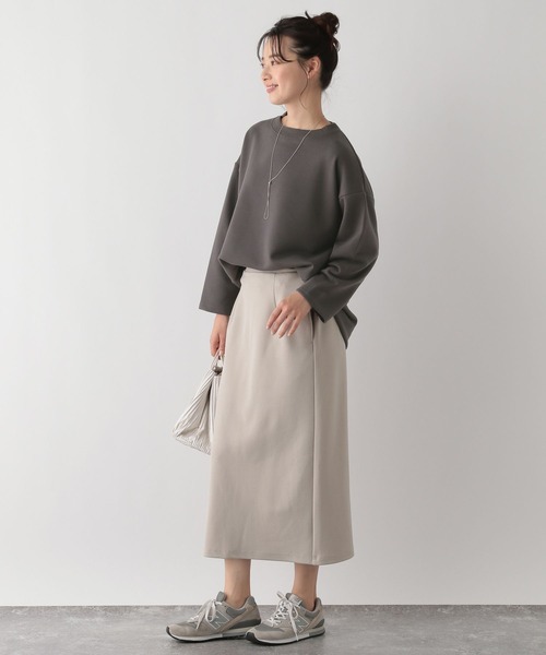 GLOBAL WORK Smile Seed Store（グローバルワーク スマイルシードストア）の「ボックスシルエットスウェット/116033（Tシャツ/カットソー・レディース・アイボリー/サックスブルー/チャコール/ブラック・SMALL/MEDIUM/LARGE/X-LARGE）」の17枚目の写真