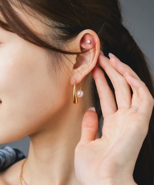 Os accessory(オズアクセサリー)の「Os -オズ- 【金属アレルギー対応】パールキャッチピアス(ピアス(両耳用)・レディース・ゴールド/シルバー・ONE SIZE)」の13枚目の写真