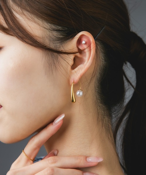 Os accessory(オズアクセサリー)の「Os -オズ- 【金属アレルギー対応】パールキャッチピアス(ピアス(両耳用)・レディース・ゴールド/シルバー・ONE SIZE)」の14枚目の写真