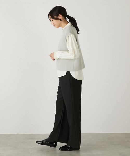 MELROSE claire(メルローズ クレール)の「【落ち着いた煌きラメフェザー大人クルーネックベスト】(ニット/セーター・レディース・キャメル/グレー/チャコールグレー・FREE)」の10枚目の写真