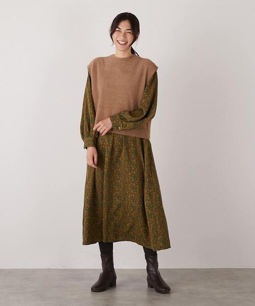 MELROSE claire(メルローズ クレール)の「【落ち着いた煌きラメフェザー大人クルーネックベスト】(ニット/セーター・レディース・キャメル/グレー/チャコールグレー・FREE)」の16枚目の写真