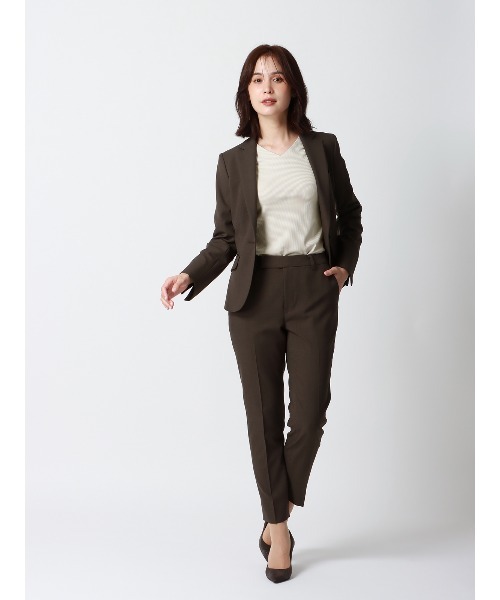 SUIT SQUARE(スーツスクエア)の「Vネックリブプルオーバー 長袖 ウォッシャブル(Tシャツ/カットソー・レディース・ベージュ/グリーン系/ネイビー系・38(9号))」の16枚目の写真