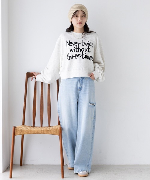 RAGEBLUE(レイジブルー)の「<選べるSHORT&LONG丈>グラフィックプリントスウェット(スウェット・レディース・ホワイト/ブラック/ネイビー/ワインレッド/オフホワイト/その他8/その他4/イエロー・SMALL/MEDIUM)」の9枚目の写真