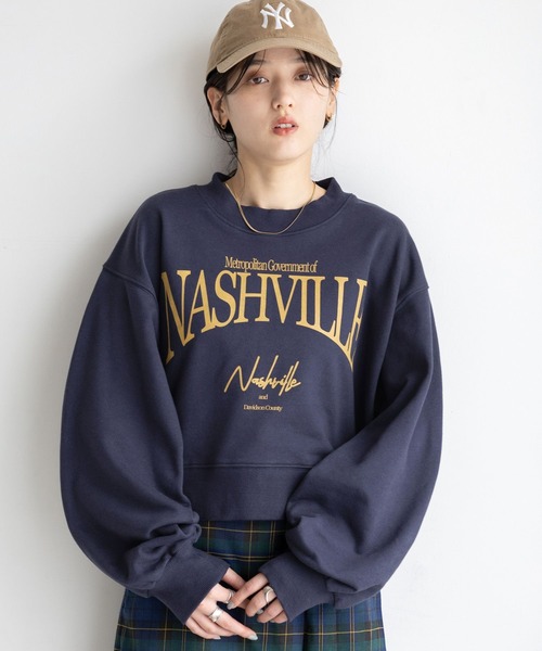 RAGEBLUE(レイジブルー)の「<選べるSHORT&LONG丈>グラフィックプリントスウェット(スウェット・レディース・ホワイト/ブラック/ネイビー/ワインレッド/オフホワイト/その他8/その他4/イエロー・SMALL/MEDIUM)」の21枚目の写真