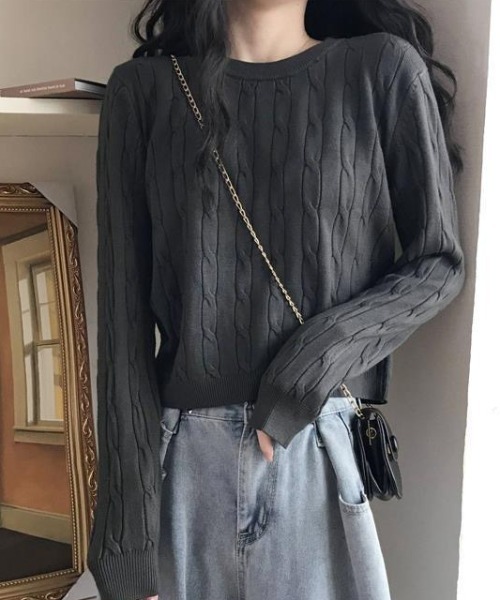 Coo+i(クーイ)の「長袖ケーブルデザインニット(ニット/セーター・レディース・ブラック/ベージュ/チャコールグレー/ホワイト/ブラウン・FREE)」の3枚目の写真