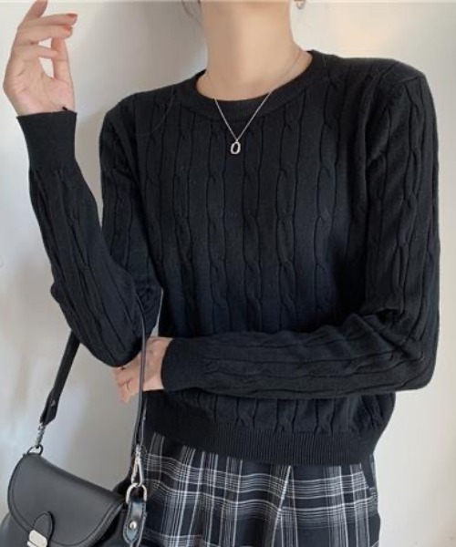 Coo+i(クーイ)の「長袖ケーブルデザインニット(ニット/セーター・レディース・ブラック/ベージュ/チャコールグレー/ホワイト/ブラウン・FREE)」の2枚目の写真