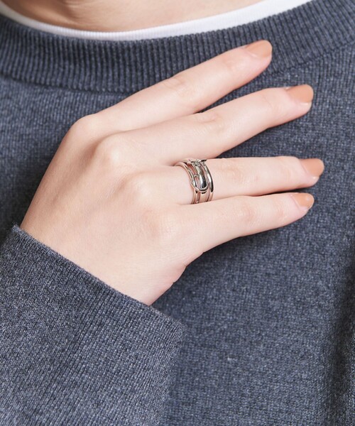 BEAUTY&YOUTH UNITED ARROWS（ビューティーアンドユースユナイテッドアローズ）の「サークルメタル 3連 リング（リング・レディース・ゴールド/シルバー・FREE）」の2枚目の写真