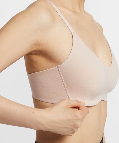 セール】ナイキ アレート ミニマリスト ウィメンズ ライトサポート