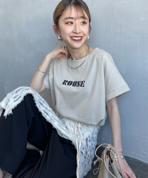 nenom（ネノム）の「[nenom/ネノム] ロゴプリント グリッターＴシャツ（Tシャツ/カットソー・レディース・チャコールグレー/オフホワイト/ベージュ・F）」の2枚目の写真