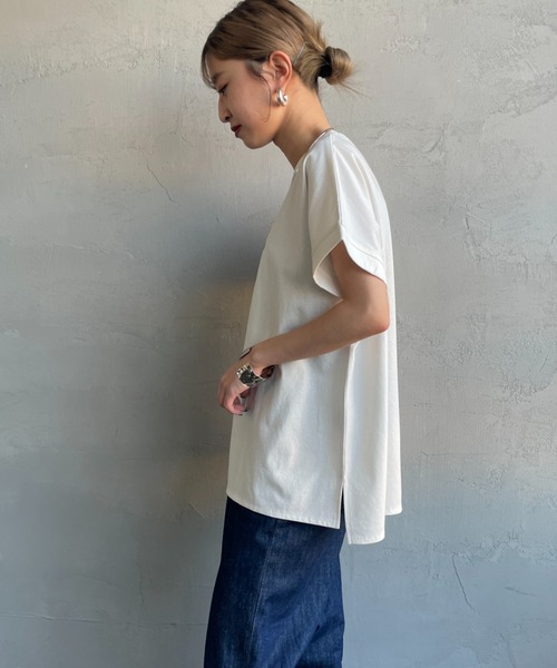 nenom（ネノム）の「[nenom/ネノム] ロゴプリント グリッターＴシャツ（Tシャツ/カットソー・レディース・チャコールグレー/オフホワイト/ベージュ・F）」の10枚目の写真
