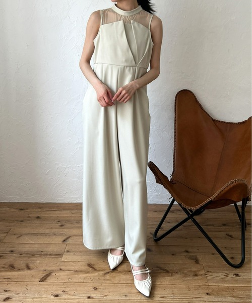 Olu.（オルドット）の「オーガンジードッキングオールインワン（つなぎ/オールインワン・レディース・アイボリー/チャコールグレー・FREE）」の2枚目の写真