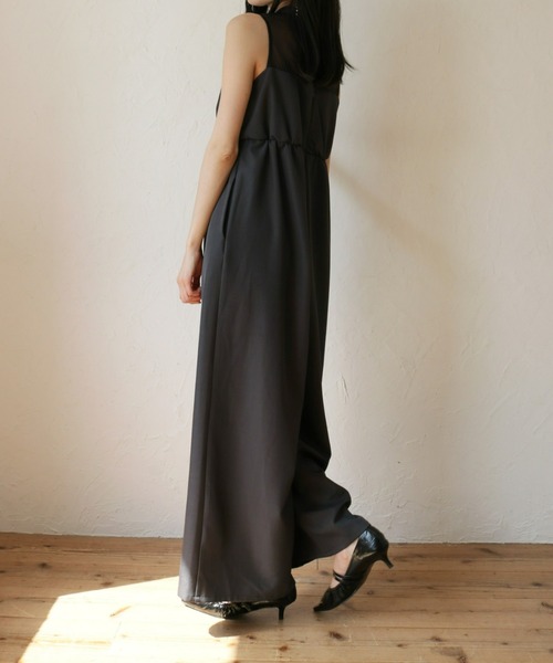 Olu.（オルドット）の「オーガンジードッキングオールインワン（つなぎ/オールインワン・レディース・アイボリー/チャコールグレー・FREE）」の5枚目の写真