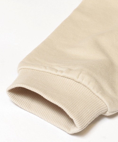 coca（coca）（コカ）の「キッズ　裏毛胸刺繍プルパーカー（パーカー・キッズ・チャコール/ベージュ・150/140/130/120）」の15枚目の写真