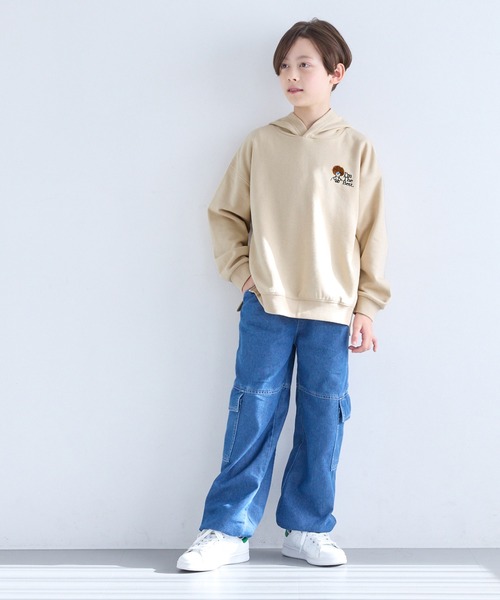 coca（coca）（コカ）の「キッズ　裏毛胸刺繍プルパーカー（パーカー・キッズ・チャコール/ベージュ・150/140/130/120）」の8枚目の写真