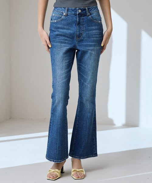 FOREVER 21（フォーエバー トゥエンティーワン）の「【2025SS】フレアデニム（デニムパンツ・レディース・ネイビー/グレー/ブルー・SMALL/MEDIUM/LARGE）」の3枚目の写真