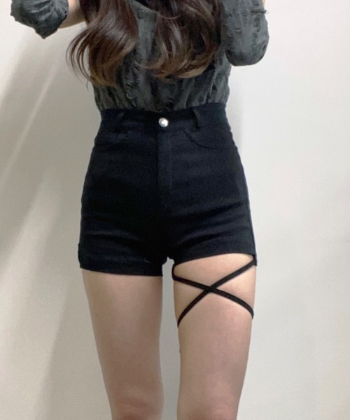 tinkerend(ティンカーエンド)の「Strap Short Pants / ストラップショートパンツ(デニムパンツ・レディース・ブラック・2/1)」の8枚目の写真