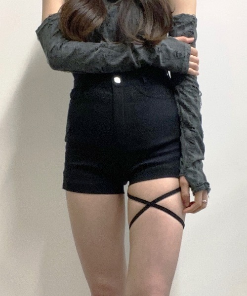 tinkerend(ティンカーエンド)の「Strap Short Pants / ストラップショートパンツ(デニムパンツ・レディース・ブラック・2/1)」の7枚目の写真