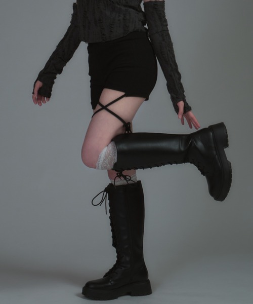 tinkerend(ティンカーエンド)の「Strap Short Pants / ストラップショートパンツ(デニムパンツ・レディース・ブラック・2/1)」の12枚目の写真