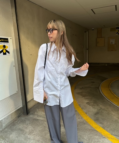 ABYS(アビス)の「BIGポケットオーバーサイズストライプシャツ(シャツ/ブラウス・レディース・ブルー/ホワイト・FREE)」の20枚目の写真