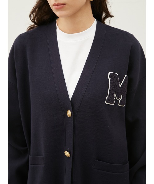 Mila Owenアップリケデザイン金釦Vネック ニットカーディガン 手洗い可能 Mila Owen（ミラオーウェン）の「アップリケデザイン金釦Vネック