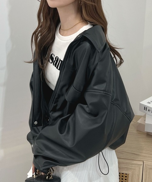 Futier land（フューティアランド）の「裾ドロストソフトフェイクレザージャケット（ライダースジャケット・レディース・アイボリー/ブラック・MEDIUM）」の7枚目の写真