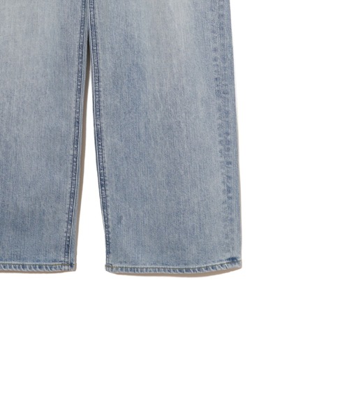 AMERICAN RAG CIE（アメリカンラグシー）の「YANUK ルーズストレート JOAN FVS（デニムパンツ・レディース・サックスブルー・23/25/24）」の5枚目の写真