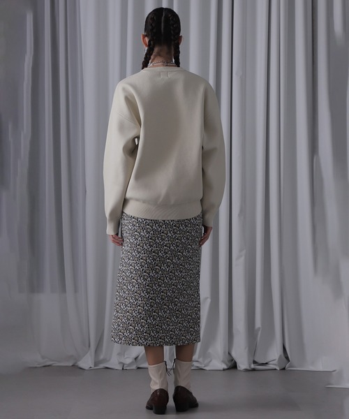 ROSE BUD(ローズバッド)の「スウェットライクニット(ニット/セーター・レディース・ブラック/ホワイト/ブルー・ONE SIZE)」の7枚目の写真