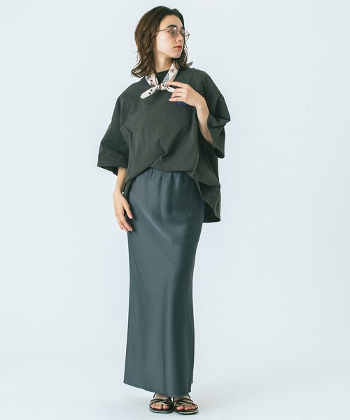 ROSE BUD(ローズバッド)の「strap flat sandal(サンダル・レディース・ブラック/ホワイト・24.0cm/23.0cm/25.0cm)」の5枚目の写真