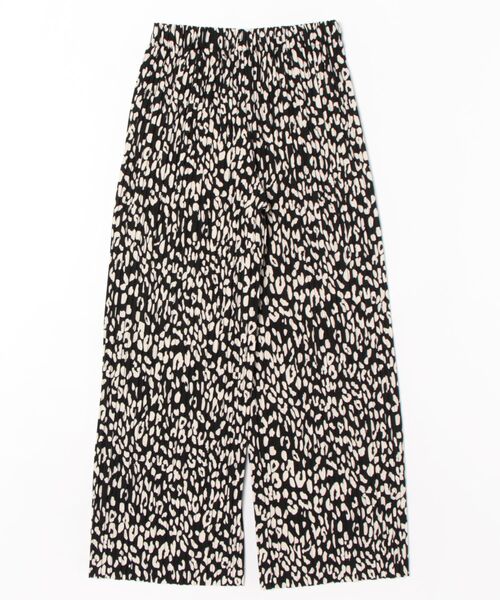 GORGE（ゴージ）の「《美脚×リラックス》レディース ゆるプリーツワイドパンツ ウエストゴム 体型カバー 春夏秋冬（その他パンツ・レディース・アイボリー/ブラック/ホワイト×ブラック/ゼブラ/ブラック×ホワイト/チャコール・M）」の20枚目の写真