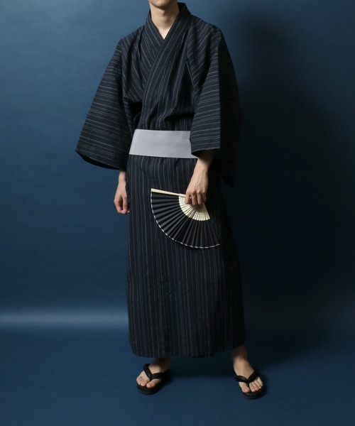 ANPAS(アンパス)の「Shijira-Weave YUKATA / しじら織り 浴衣 4点セット (帯 下駄 扇子付き) メンズ 紳士用 和装 夏祭り 花火大会(浴衣・メンズ・ネイビー/ブラック系その他4/ブラック系その他2/グレー/ブラック系その他/ブラック系その他3/ブラック系その他6/ブラック系その他5/ワイン/グレー系その他・M/L/LL)」の3枚目の写真