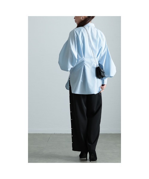 Sawa a la mode（サワアラモード）の「ボリューム袖タックブラウス（シャツ/ブラウス・レディース・オフホワイト/ブルー・FREE）」の9枚目の写真