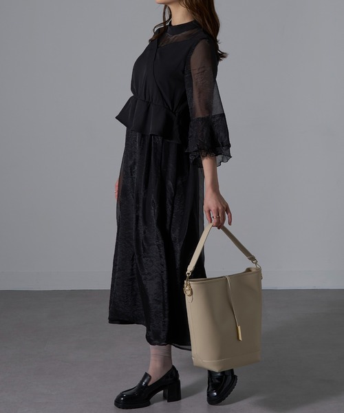 ✨現品限り✨新品✨INNUE　イヌエ　スクエアバッグ　レザー　2way 新品未使用】INNUE イヌエ 黒 レザー トートバッグ ショルダーバッグ