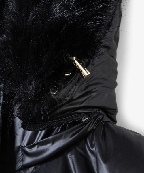 MICHAEL KORS（マイケルコース）の「CARMEN パファー ジャケット（ダウンジャケット/コート・レディース・ブラック・L/XS/M/S）」の7枚目の写真