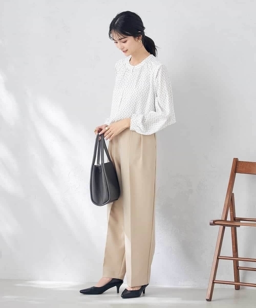 a.v.v(アーヴェヴェ)の「【前後2WAY】幾何柄レイヤード風ブラウス(シャツ/ブラウス・レディース・ホワイト・36/38/40/34/42)」の8枚目の写真