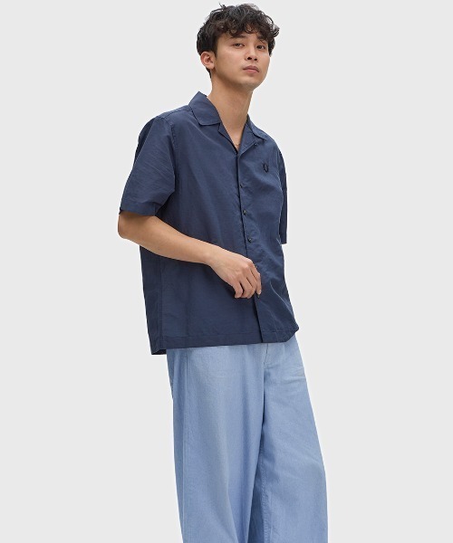 FRED PERRY(フレッドペリー)の「Linen Blend Revere Collar Shirt/リネンブレンドオープンカラーシャツ(シャツ/ブラウス・メンズ・ライトベージュ/ブルー/ネイビー/ブラック/ホワイト・S/M/L)」の6枚目の写真