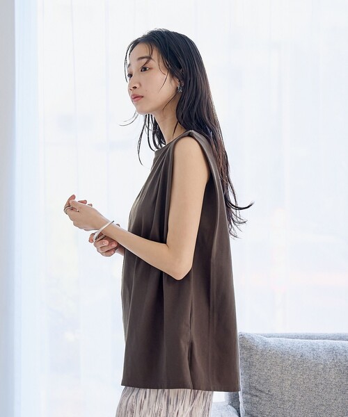 coen(コーエン)の「エマール検証済み【WELLTECT】 USAコットンタックノースリーブTシャツ(Tシャツ/カットソー・レディース・ダークブラウン/ネイビー/ブラック/オフホワイト・M/L)」の13枚目の写真