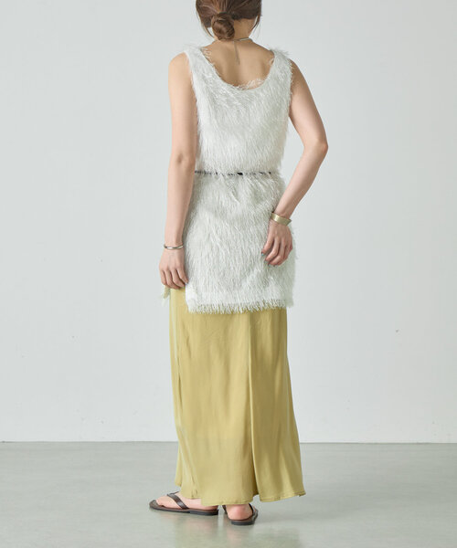 SHENERY（シーナリー）の「《１枚でもレイヤードも◎》ベルテッドファジートップス（シャツ/ブラウス・レディース・オフホワイト/チャコールグレー/グレイッシュベージュ・FREE）」の9枚目の写真