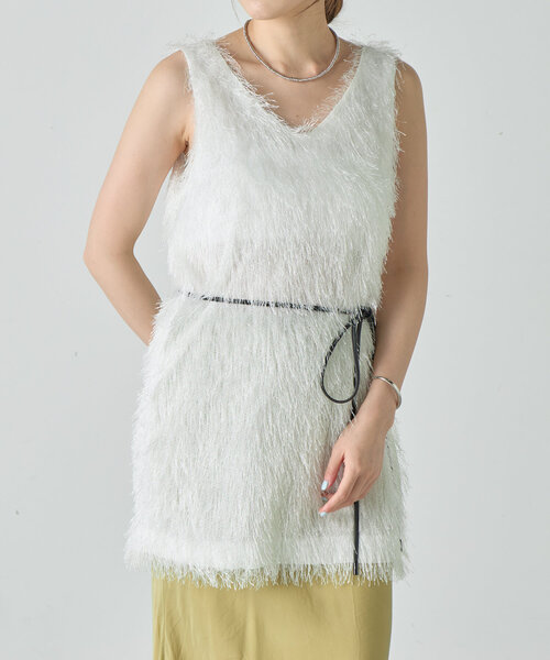 SHENERY（シーナリー）の「《１枚でもレイヤードも◎》ベルテッドファジートップス（シャツ/ブラウス・レディース・オフホワイト/チャコールグレー/グレイッシュベージュ・FREE）」の13枚目の写真