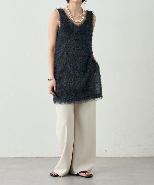 SHENERY（シーナリー）の「《１枚でもレイヤードも◎》ベルテッドファジートップス（シャツ/ブラウス・レディース・オフホワイト/チャコールグレー/グレイッシュベージュ・FREE）」の20枚目の写真