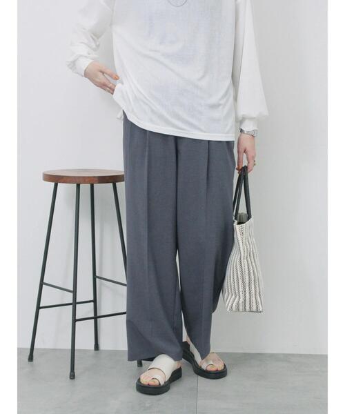 Samansa Mos2 blue(サマンサモスモスブルー)の「【接触冷感】タックパンツ(その他パンツ・レディース・チャコールグレー/ライトベージュ/ブラック/ブルー・F)」の8枚目の写真