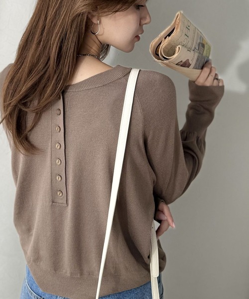 セール】色で遊ぶ、大人の余裕ニット。前後2wayヘンリーネックラグラン