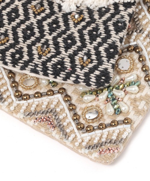 ドゥーズィエムクラス購入　ネイティブアメリカンビーズ刺繍ポーチ‼️3万3000円 MILLION CARATS ポーチ 内側に仕切りあり！繊細なビーズ刺繍で
